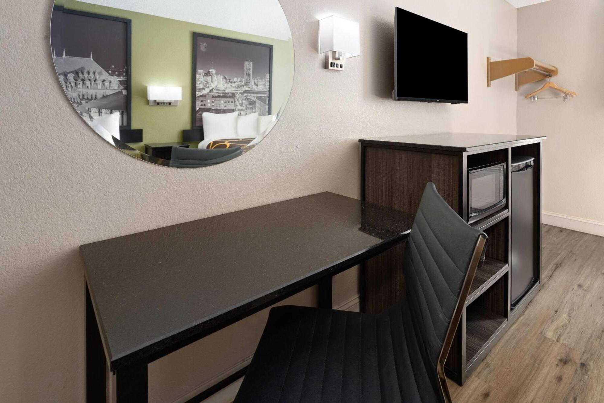 ซูเปอร์ 8 บาย วินด์แฮม ริชมอนด์ มิดโลเทียน เทิร์นไพก์ Hotel มิดโลเธียน ภายนอก รูปภาพ